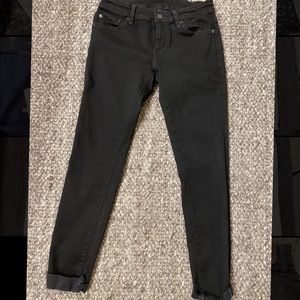 Cropped black ankle jean- low rise